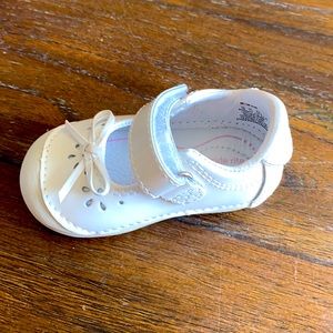 Size 3 Stride Rite baby walker shoes. New in Box
